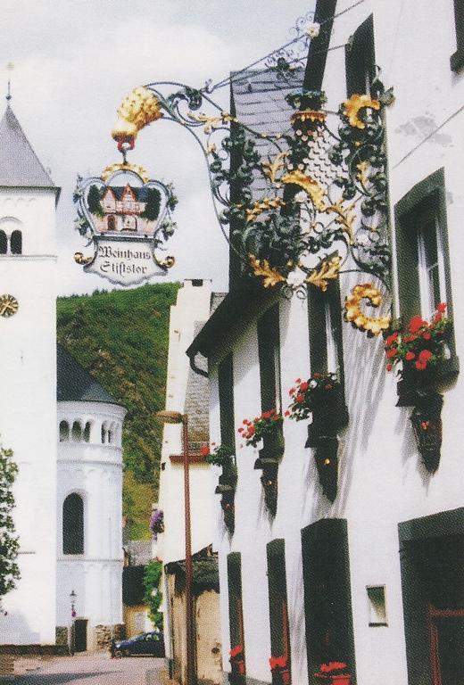 Hotel Weinhaus Am Stiftstor Treis-Karden Exterior foto